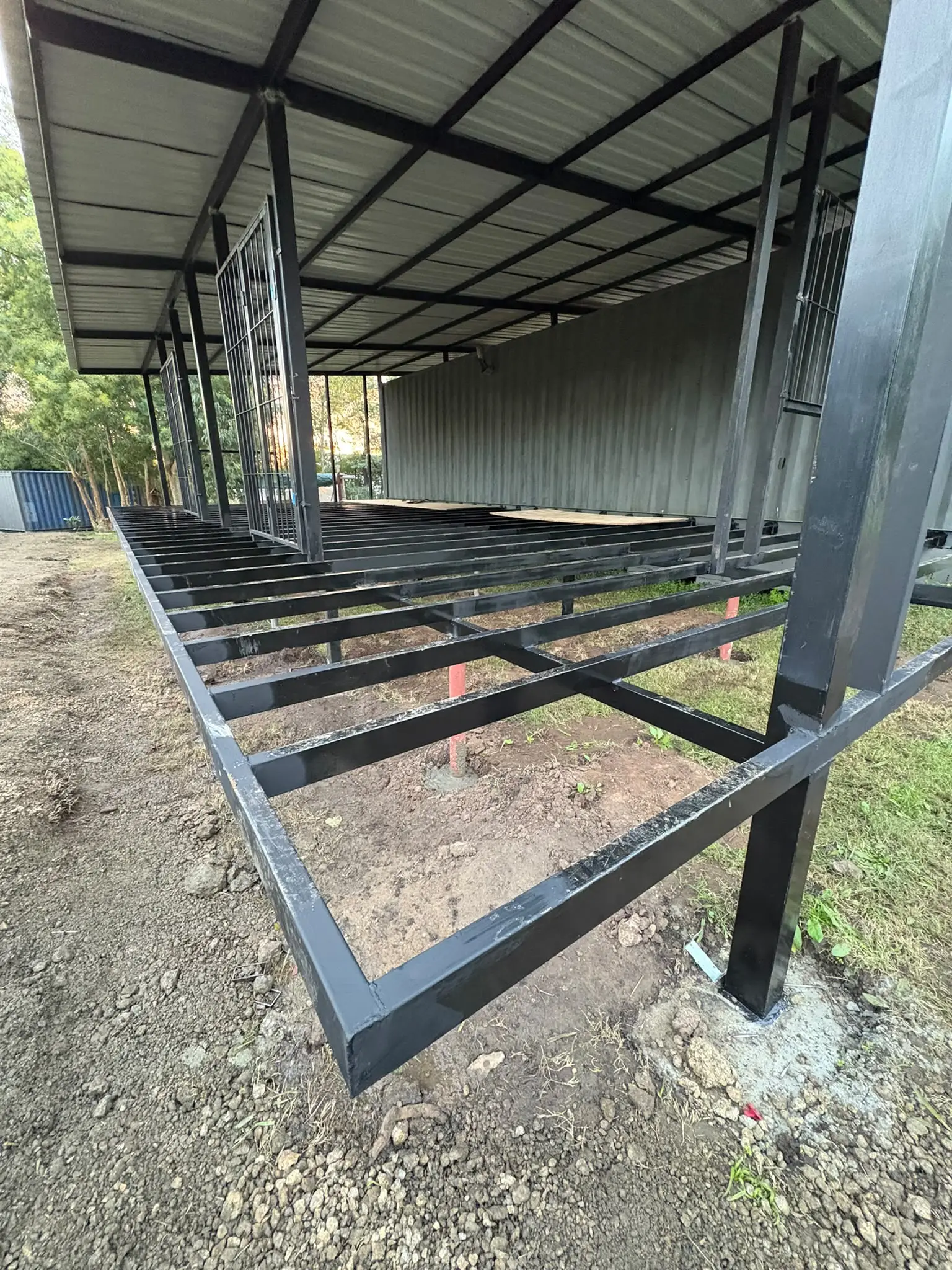 Estructura superior de container para techo
